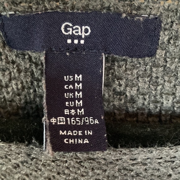 5/20$❤️🔥 GAP💫 Women’s Gray/White Striped Causal Long Sleeve Sweater - Picture 4 of 6